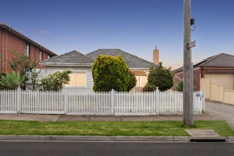 22 Mount View Road, Thomastown