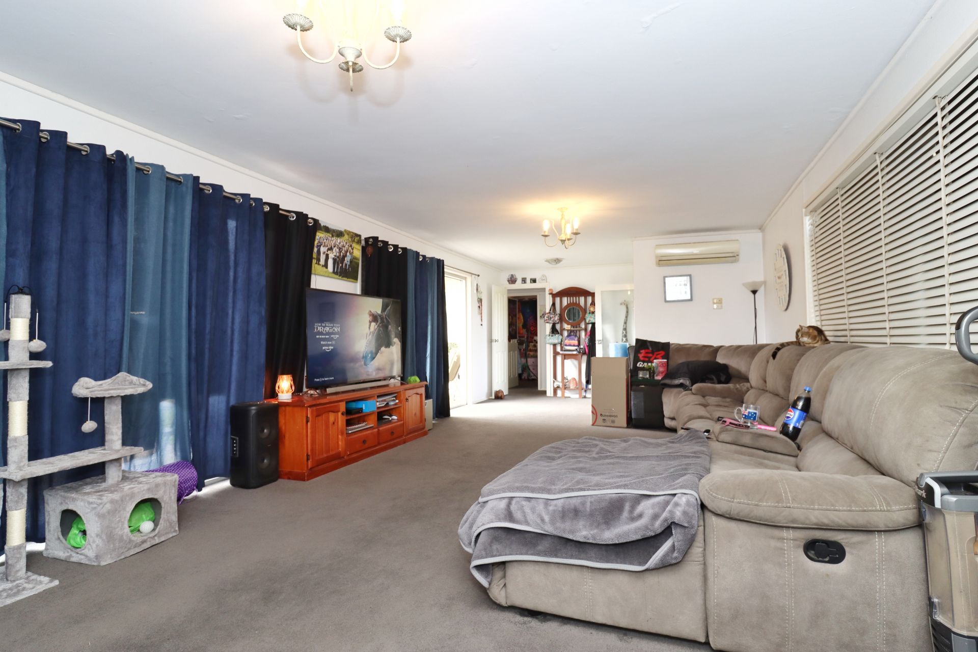 6 Duffey Avenue, COWRA, Cowra - Thumbnail 4