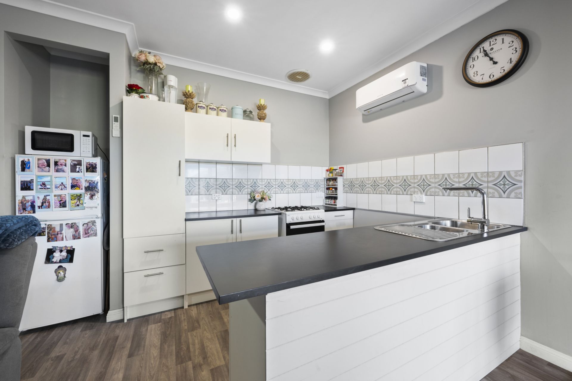 10 Gladstone Street, Talbot - Thumbnail 8