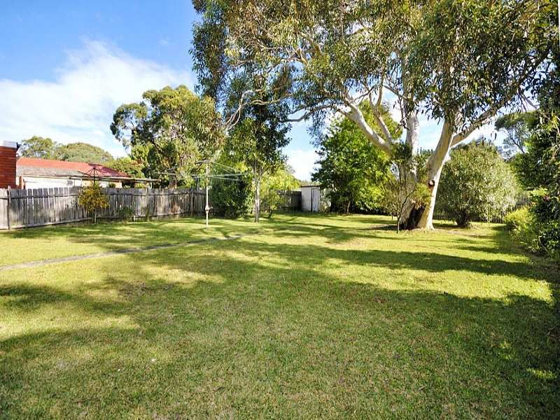 13 Arcadia Avenue, WOOLOOWARE, Woolooware - Thumbnail 3