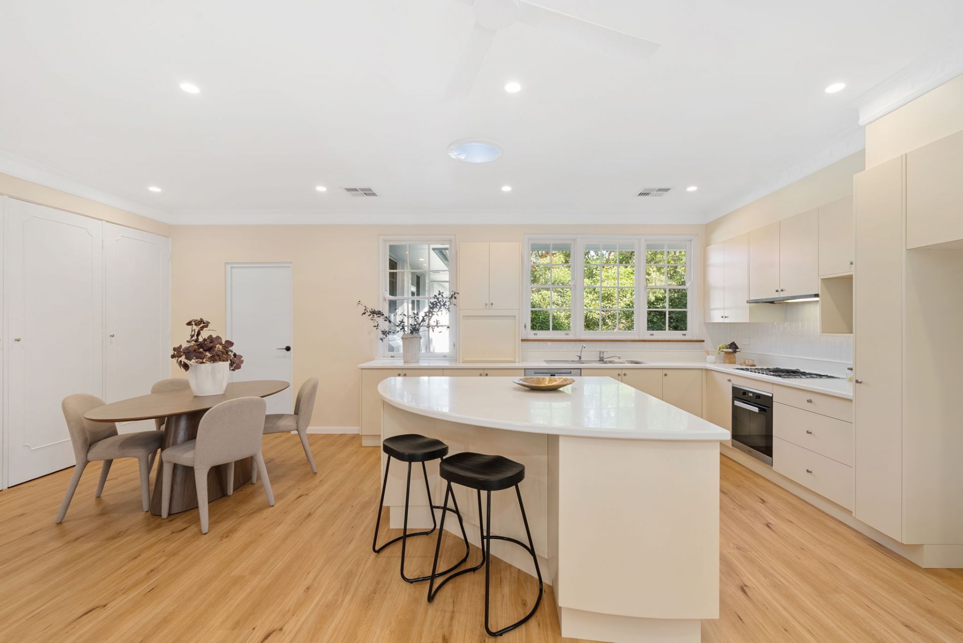 48 Warrangi Street, Turramurra, Turramurra - Thumbnail 4