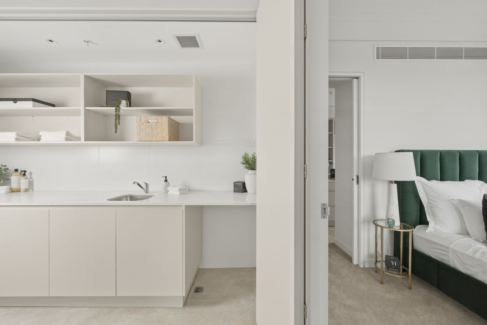 1305/15 Canberra Avenue, St Leonards, St Leonards - Thumbnail 7