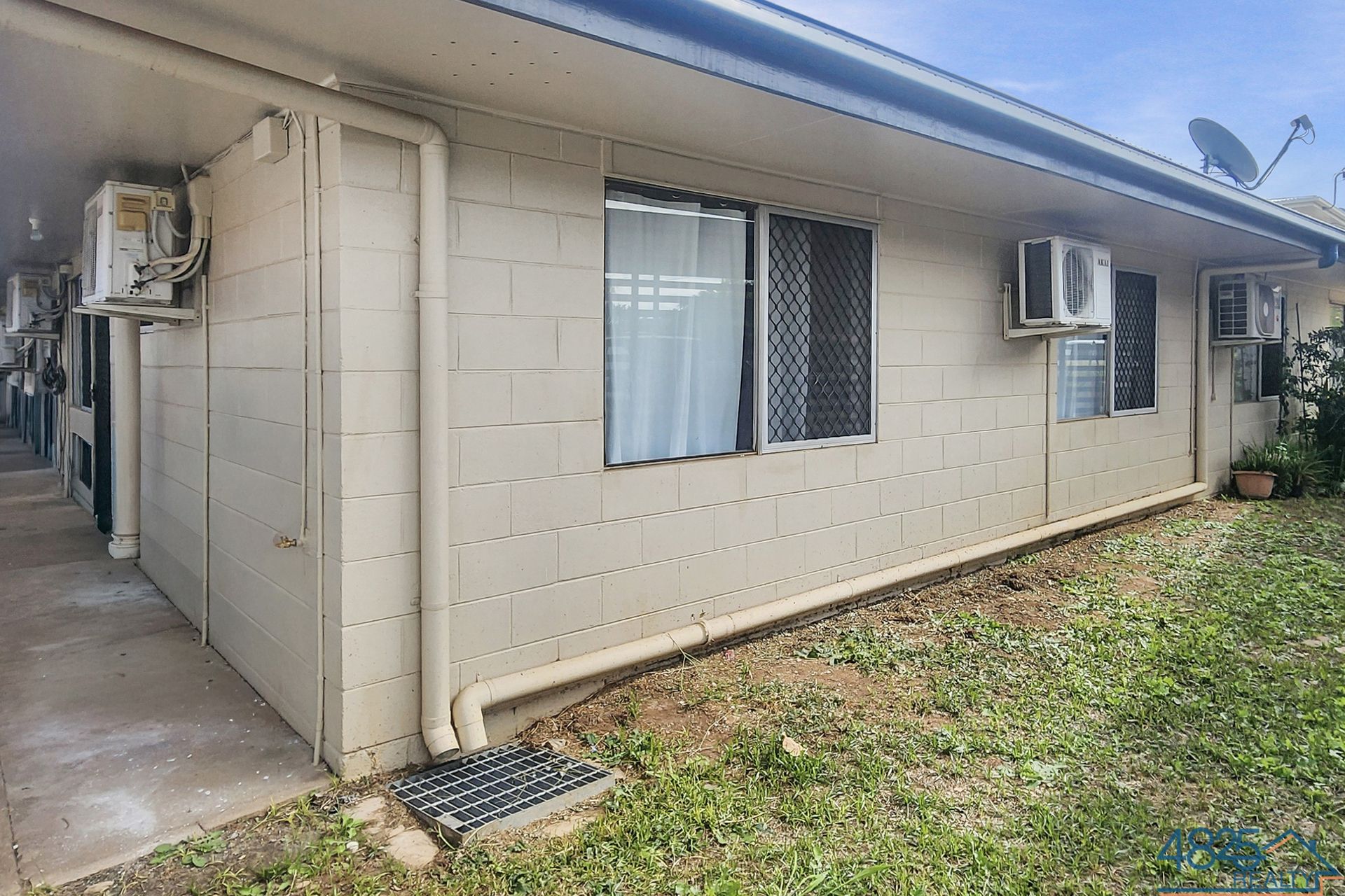 19 Duchess Road Mount Isa QLD, Mount Isa City - Thumbnail 3