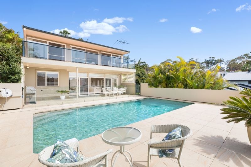 10 Fernleigh Road CARINGBAH SOUTH 2229