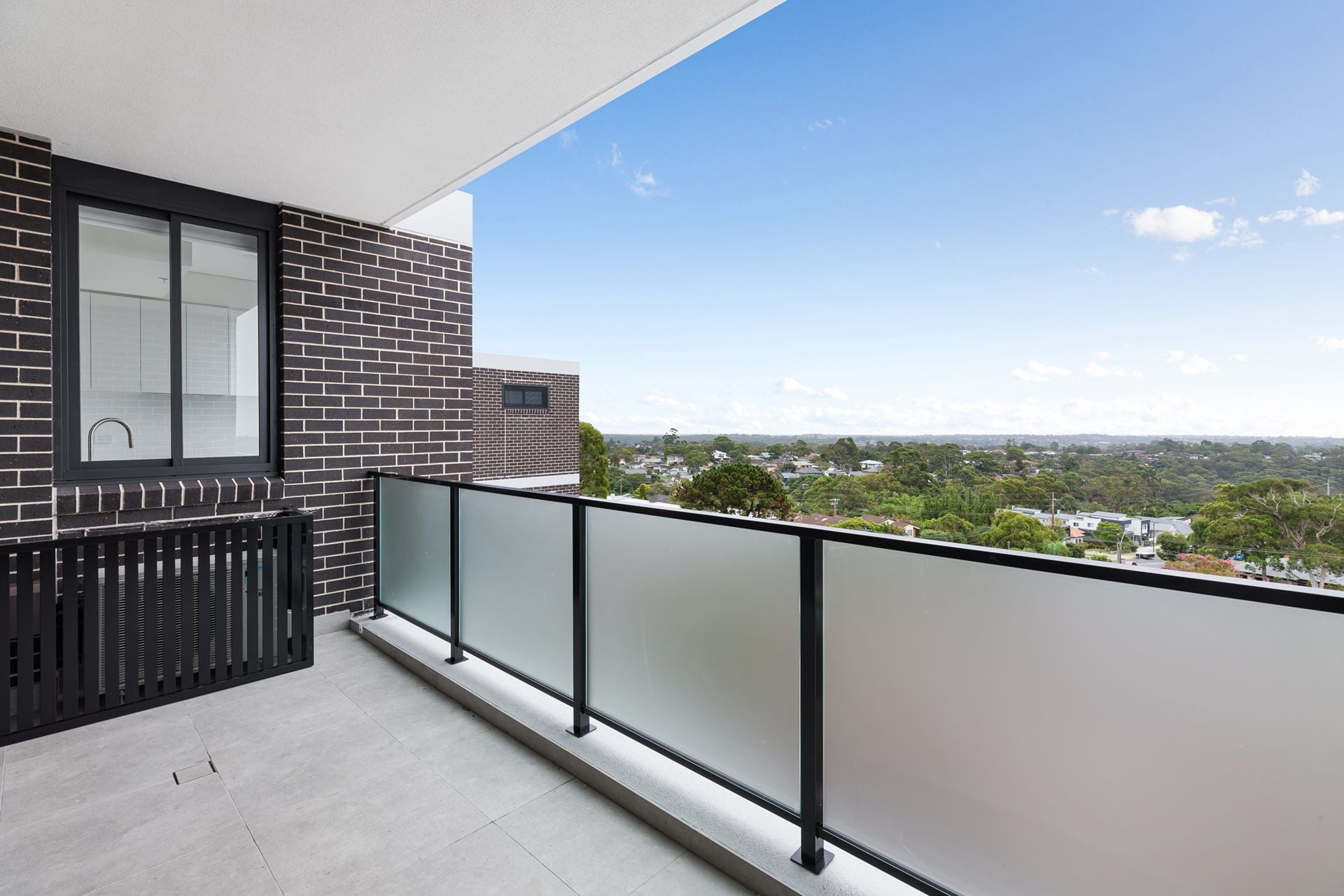 505/102-104 Caldarra Avenue ENGADINE 2233