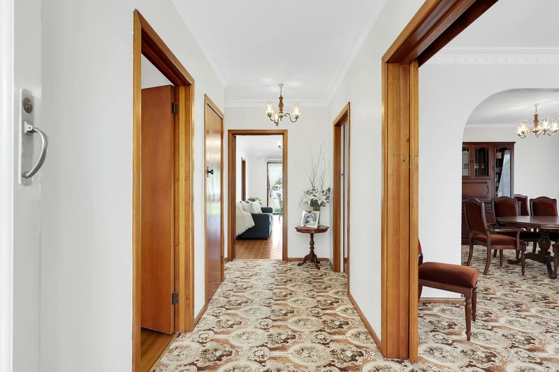 15 Elliot Street, Reservoir