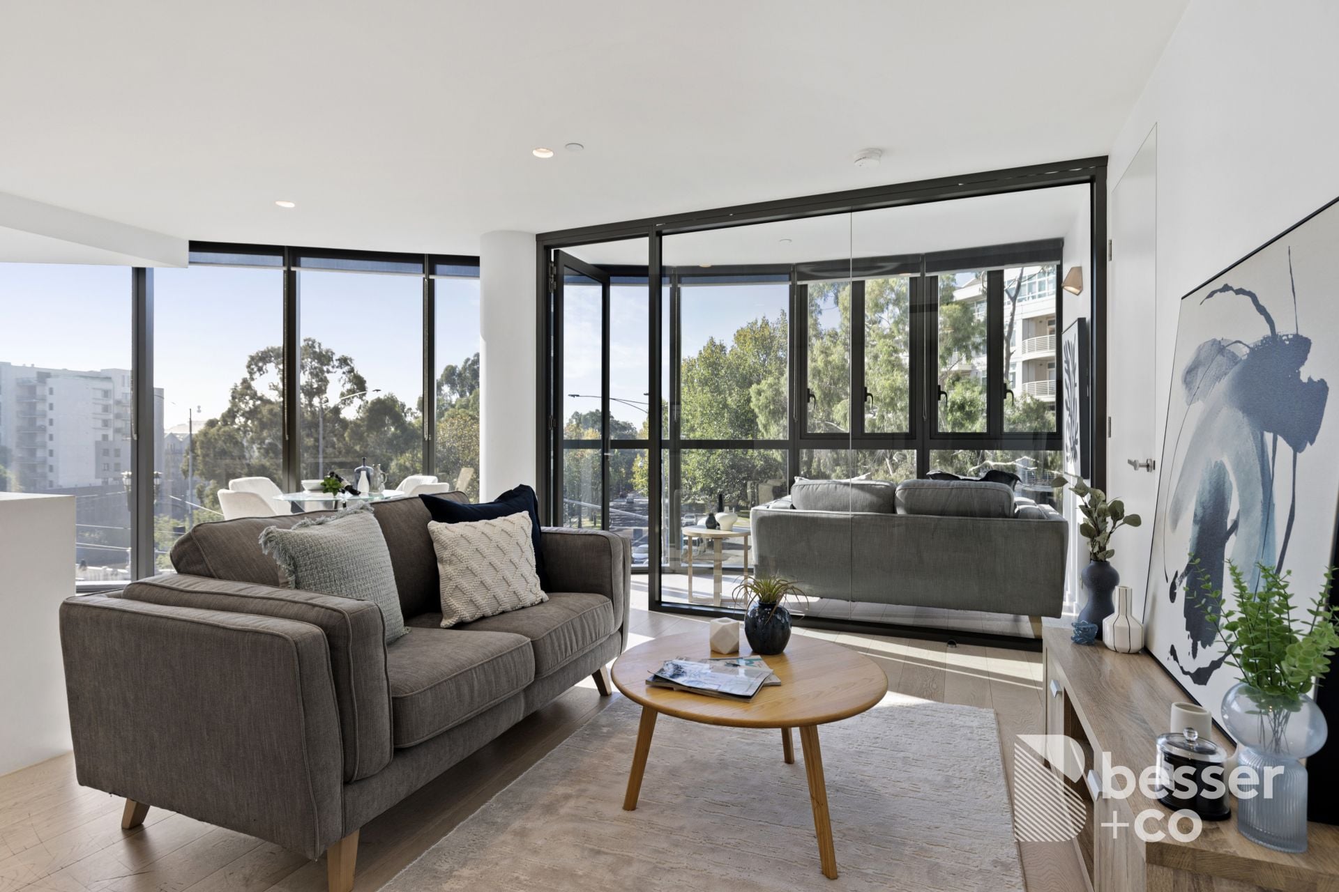 302/681 Chapel Street, South Yarra - Thumbnail 3