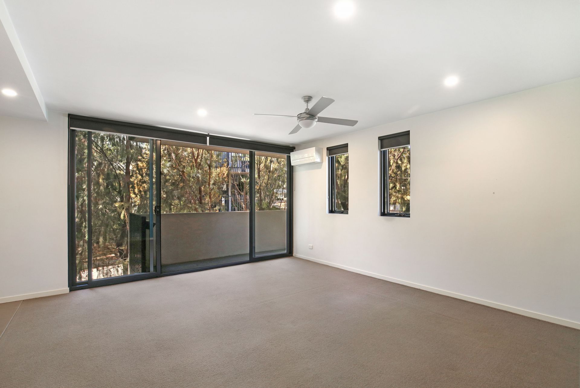 1 bedroom unit!
