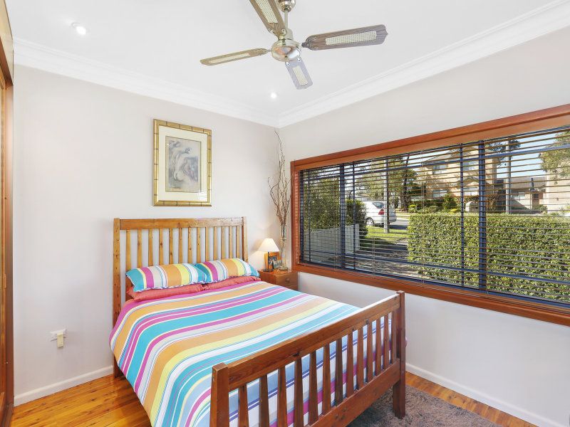 289 Willarong Road, CARINGBAH SOUTH, Caringbah South - Thumbnail 4