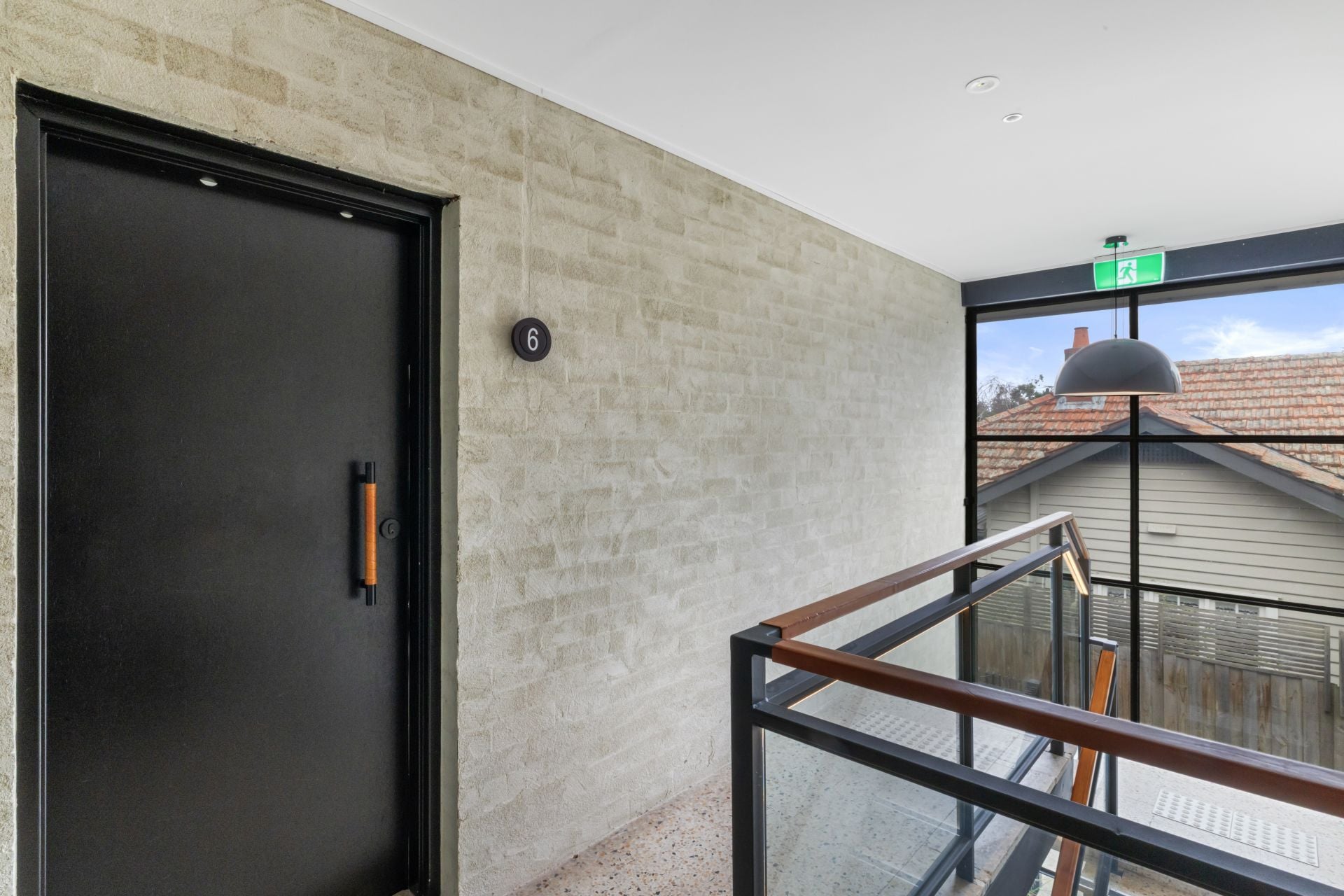 Vogue Style Living In A Well-Connected Location