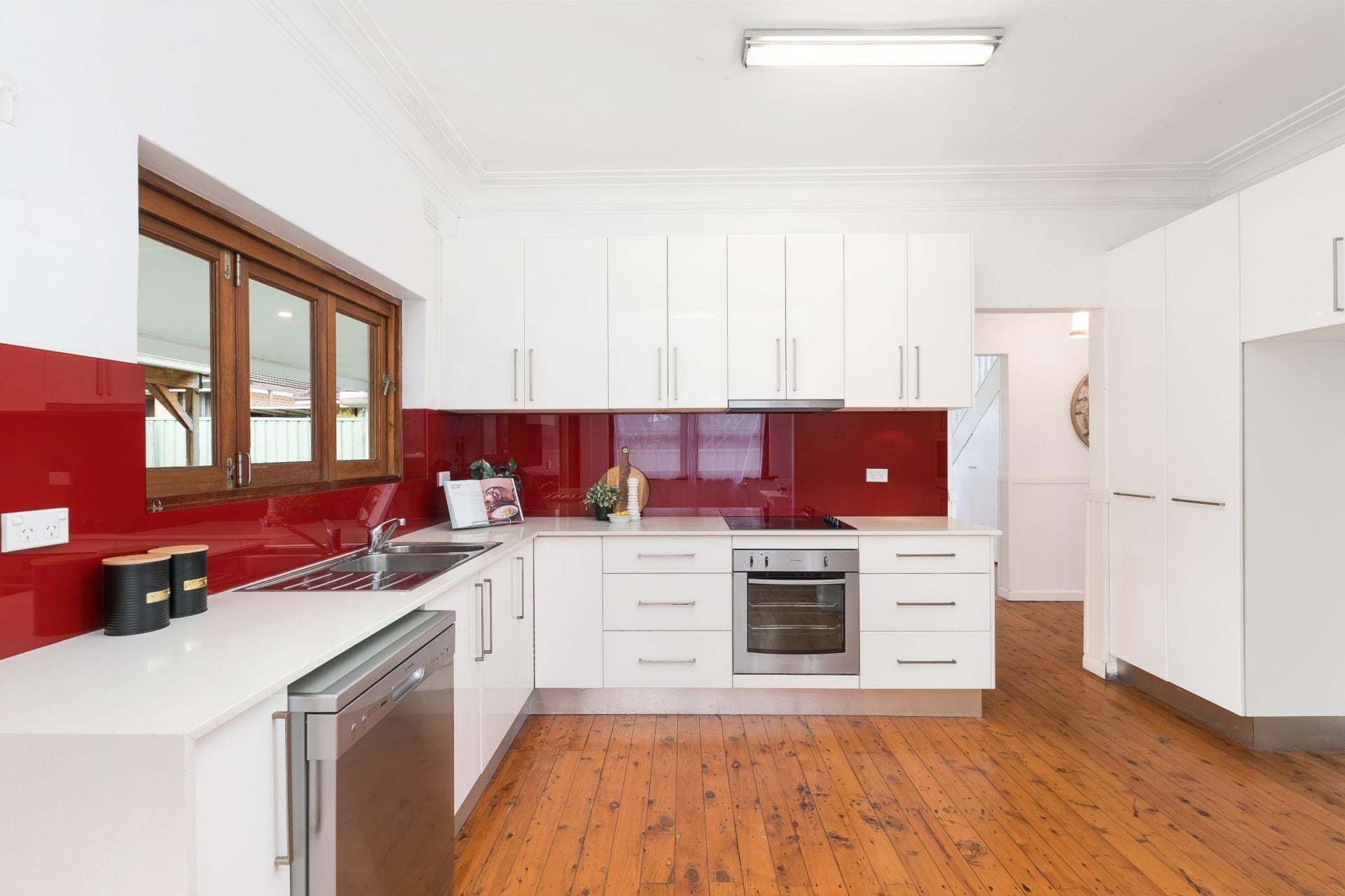 18 Harnleigh Avenue Woolooware NSW, Woolooware - Thumbnail 7