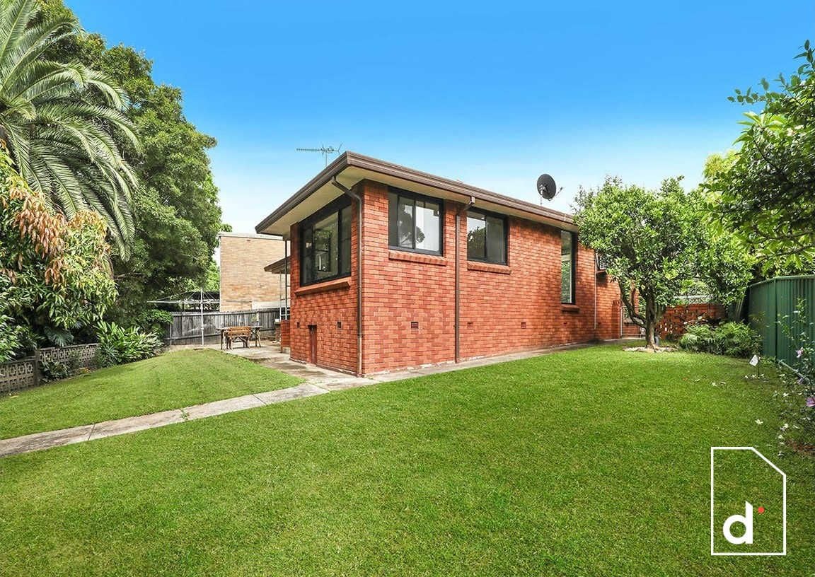 7 Dymock Street, Fairy Meadow NSW