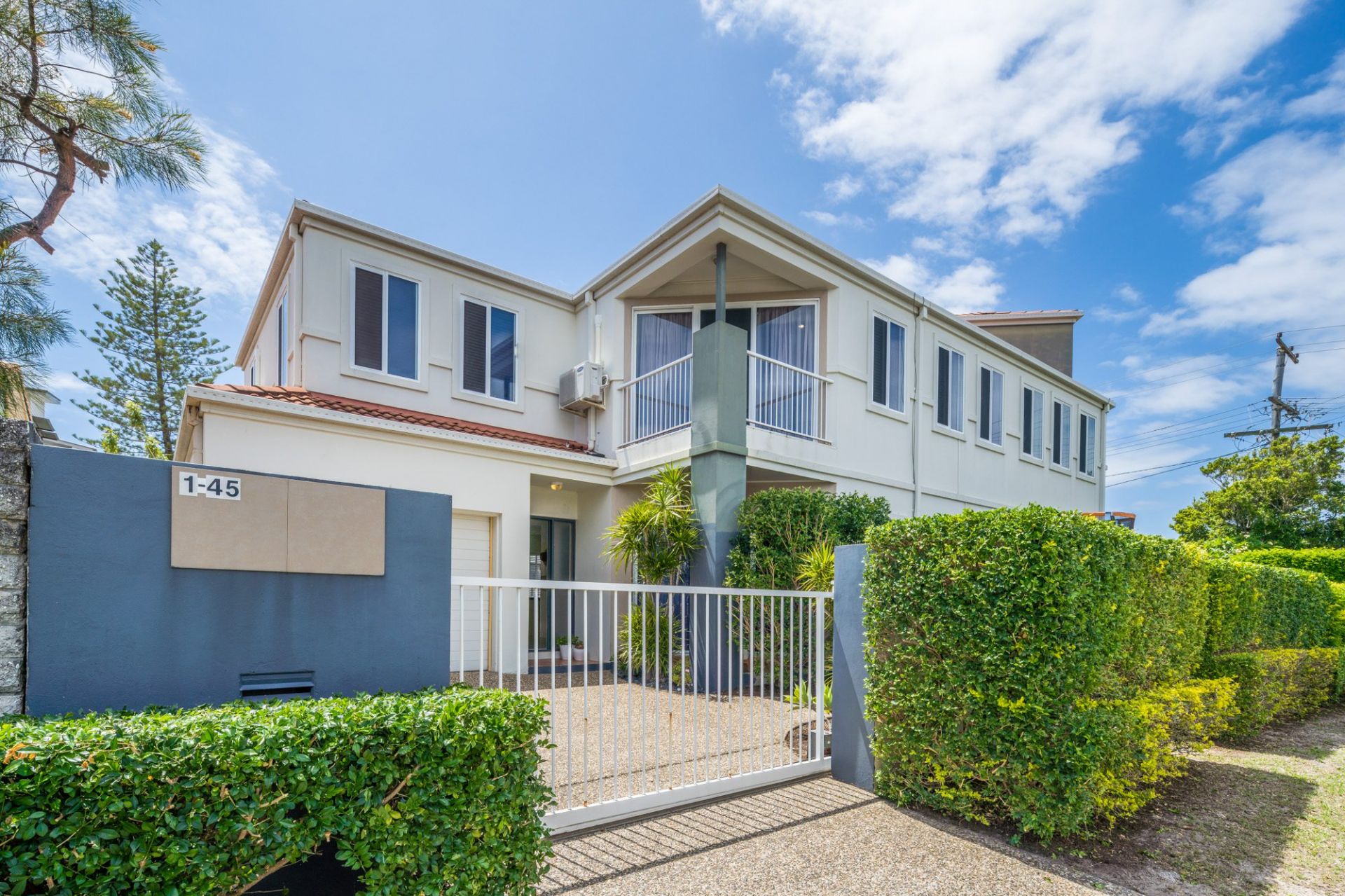 1/45 Surf Street, Mermaid Beach - Thumbnail 4
