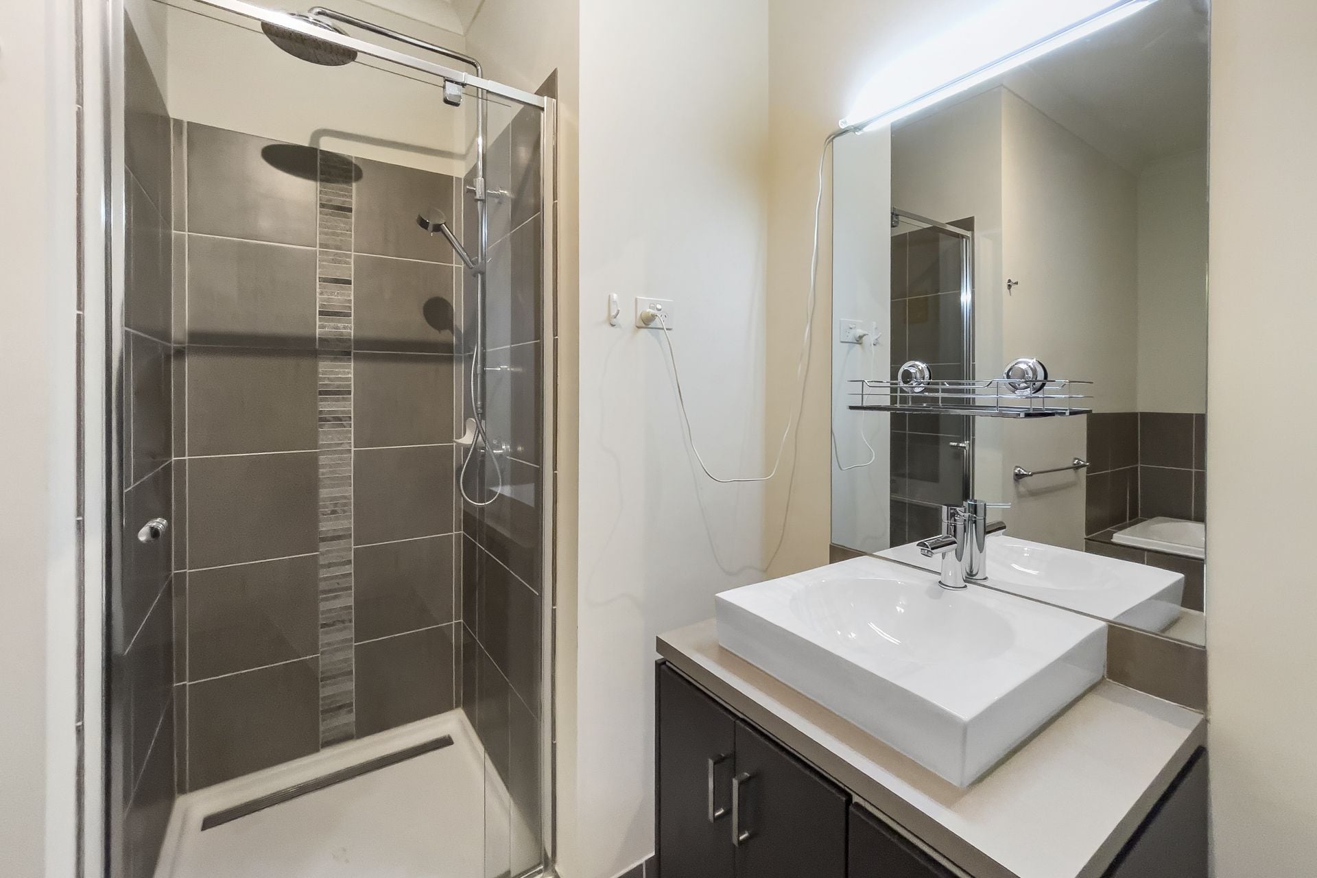 Modern Family Living with Double Car Accommodation