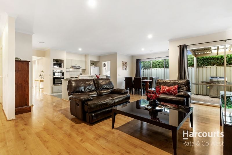34 Blakeville Drive, Caroline Springs