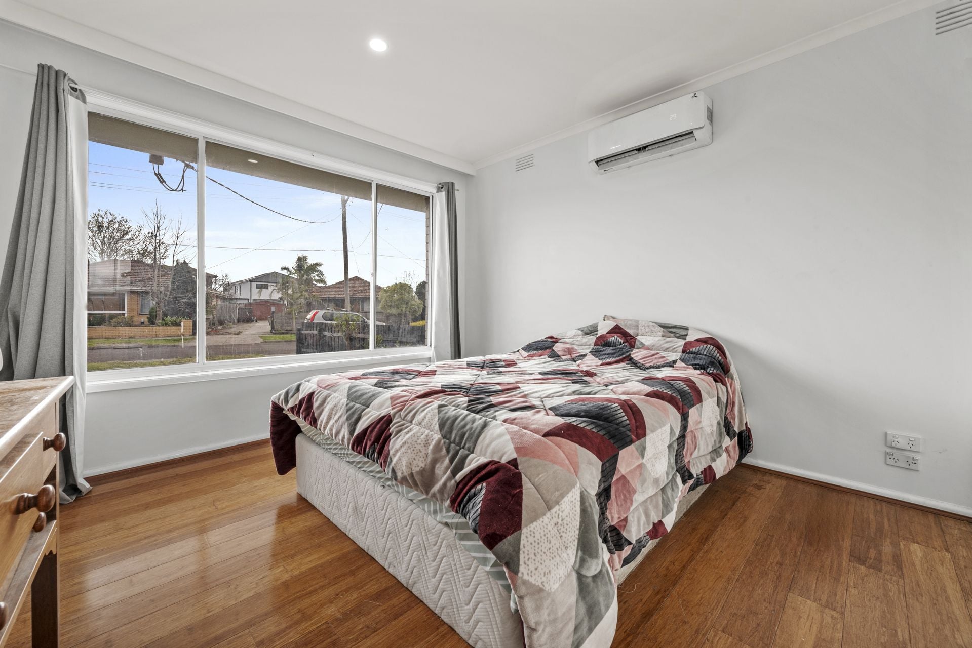 Generous Lot With Approved Planning Permit