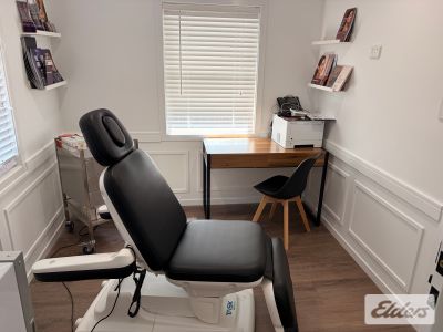 FITTED CONSULTING SPACE IN BULIMBA!