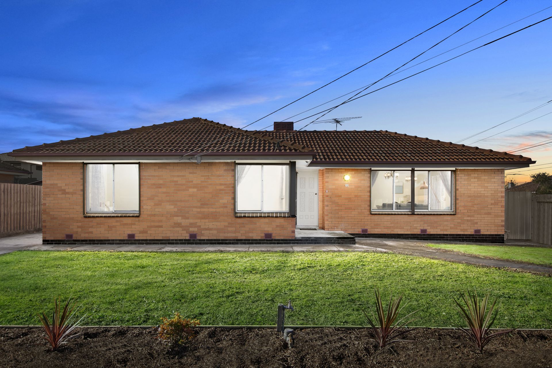 Stylish Abode, Sought After Surronds