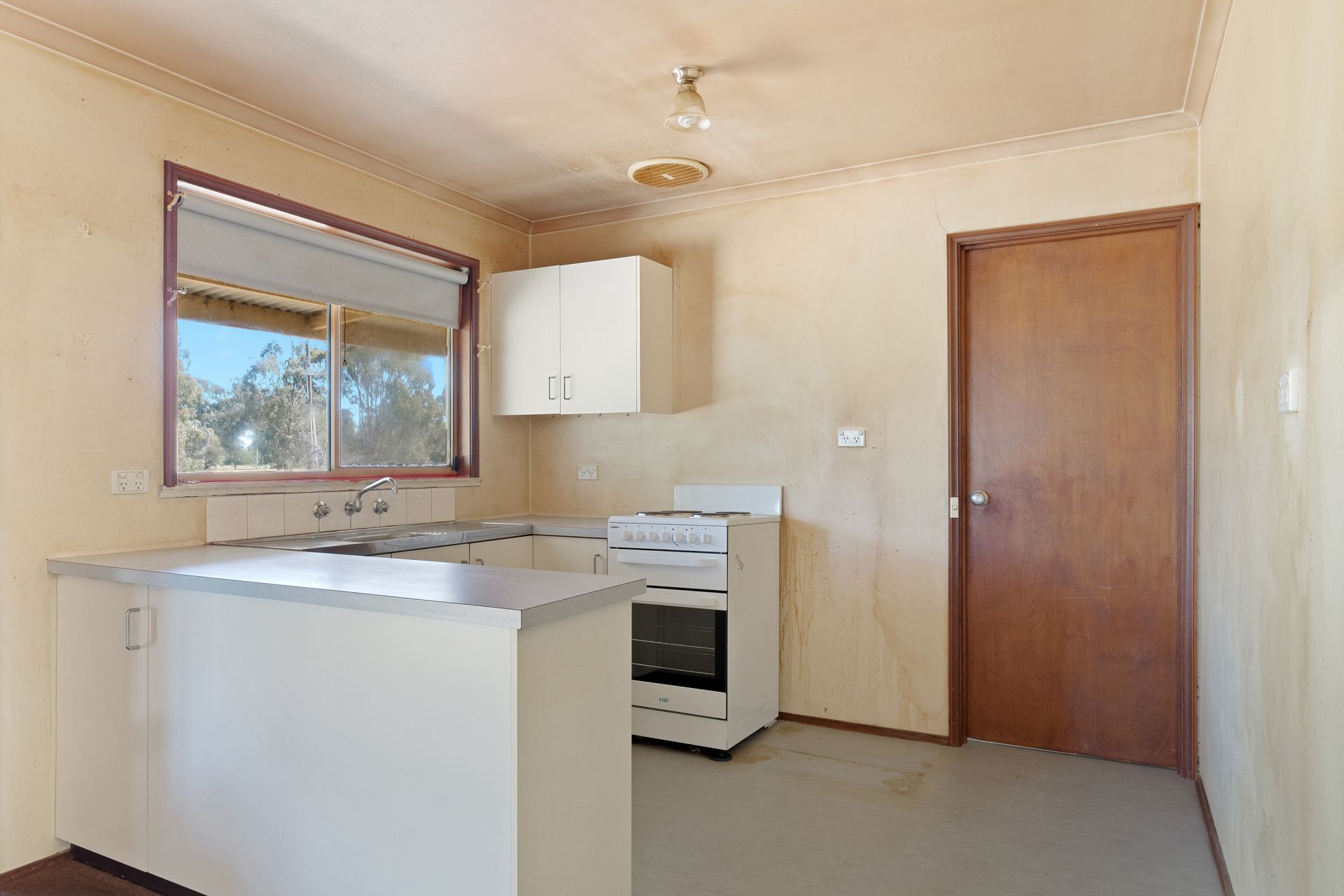 2048 Bridgewater - Maldon Road, Newbridge, Newbridge, Newbridge - Thumbnail 6