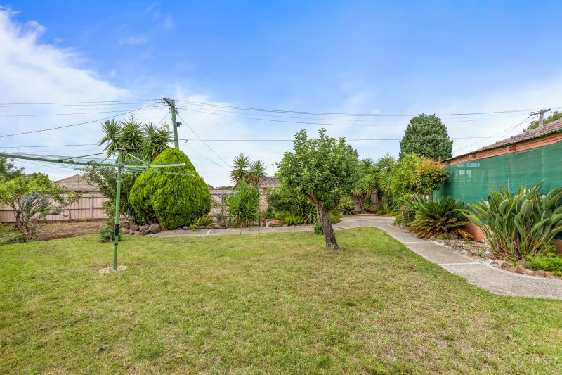 34 Bickley Avenue, Thomastown
