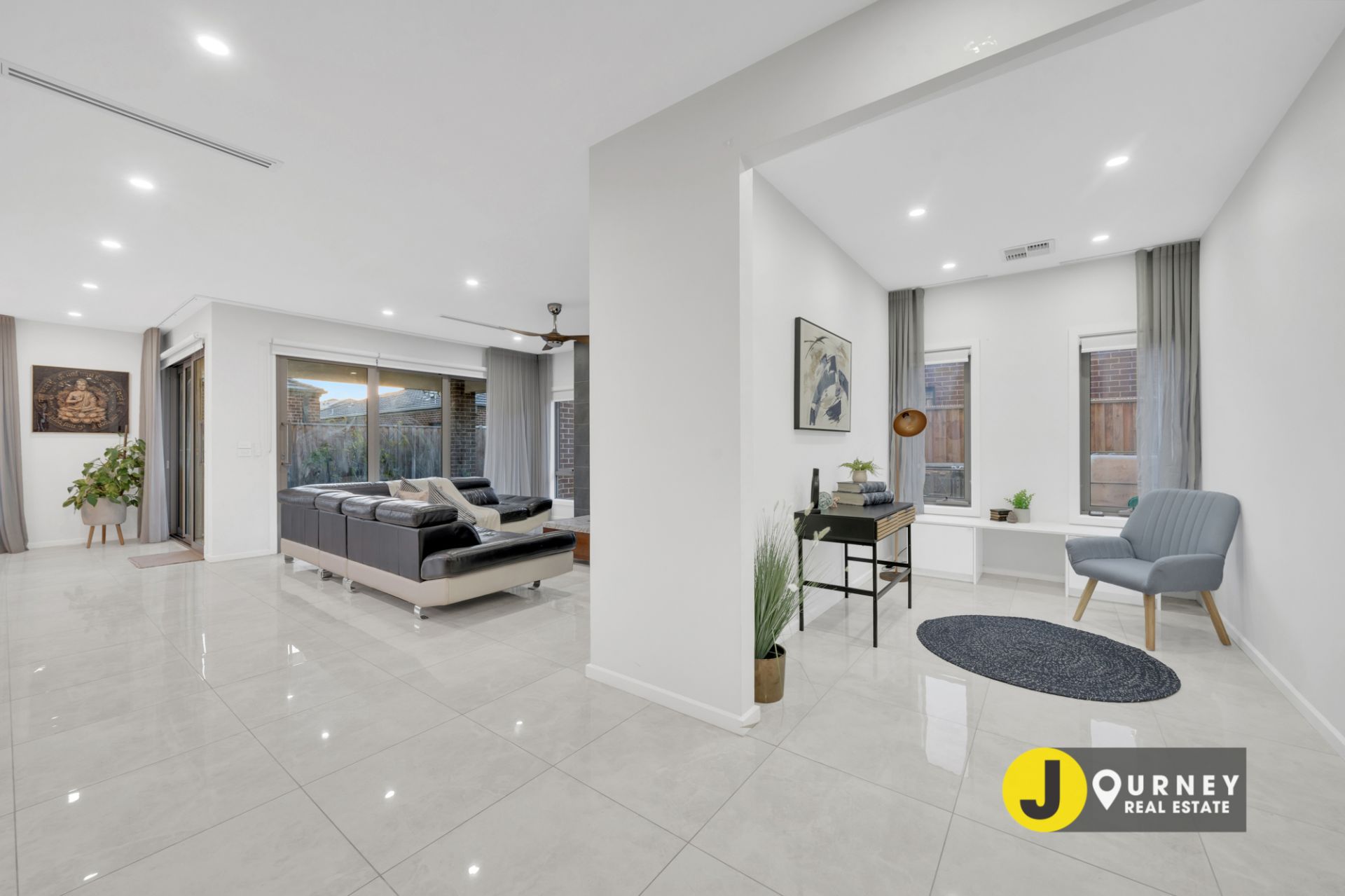 6 Tarheel Street, Clyde North VIC, Clyde North - Thumbnail 8