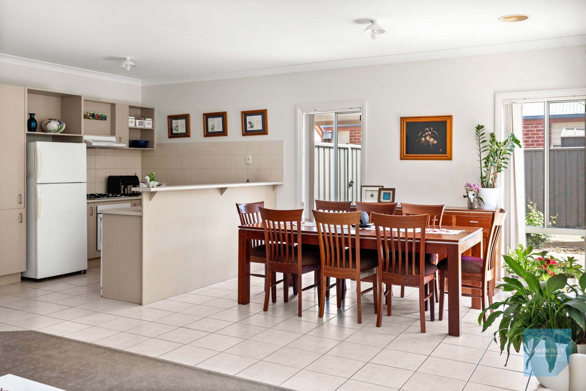 22 Scarvell Crescent, Caroline Springs - Thumbnail 8