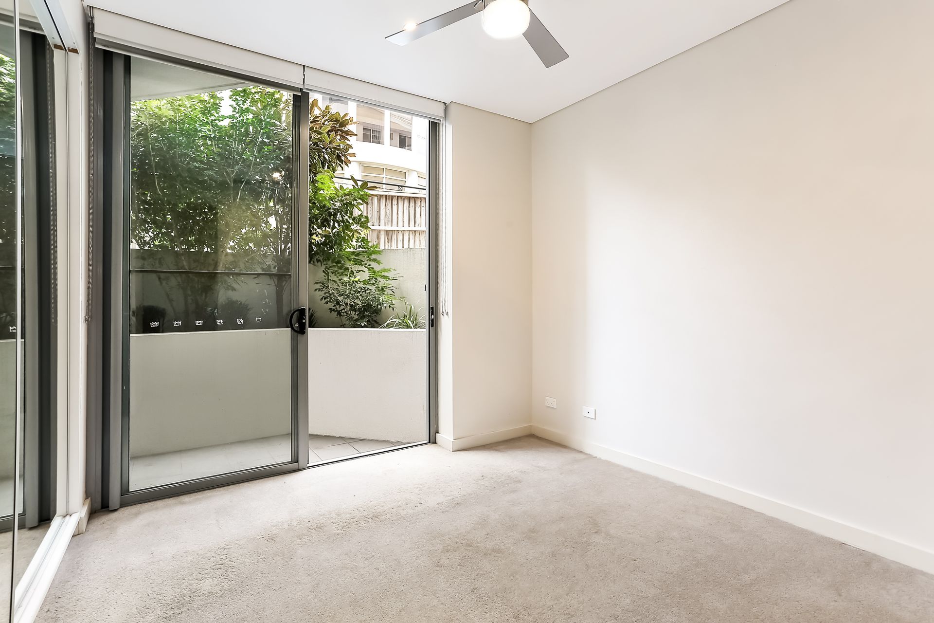 Bondi Junction, Bondi Junction, Bondi Junction - Thumbnail 5