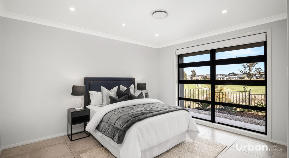 Colebee 15 Diamante Court