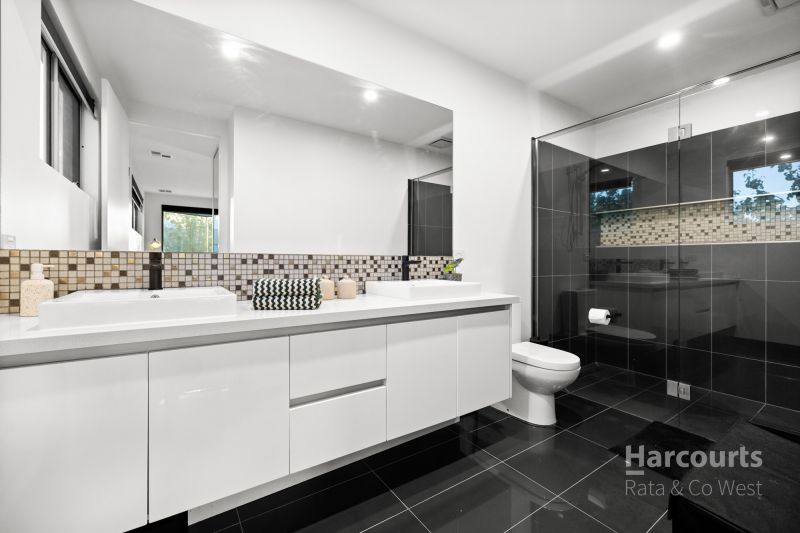 7 Kensington Street, Caroline Springs