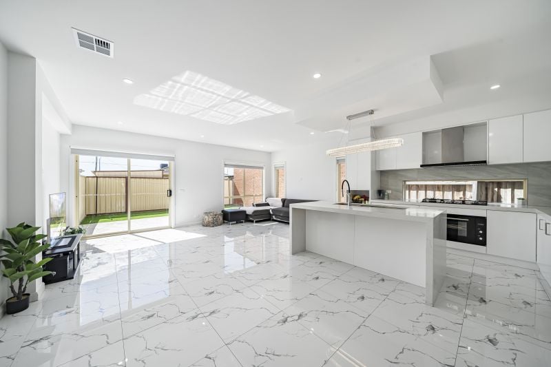 2B Luzon Court, Lalor