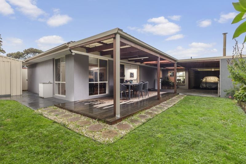 13 Jackson Street, South Morang