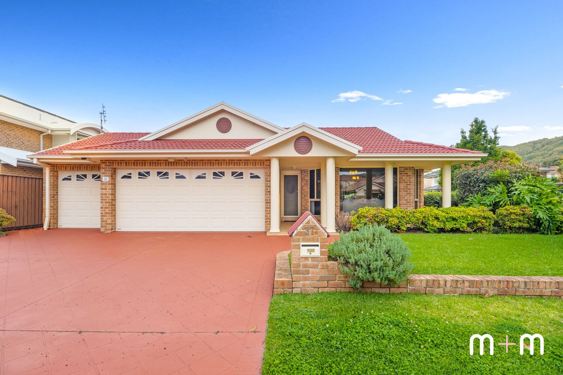 37 Forestview Way, Woonona - Thumbnail 2