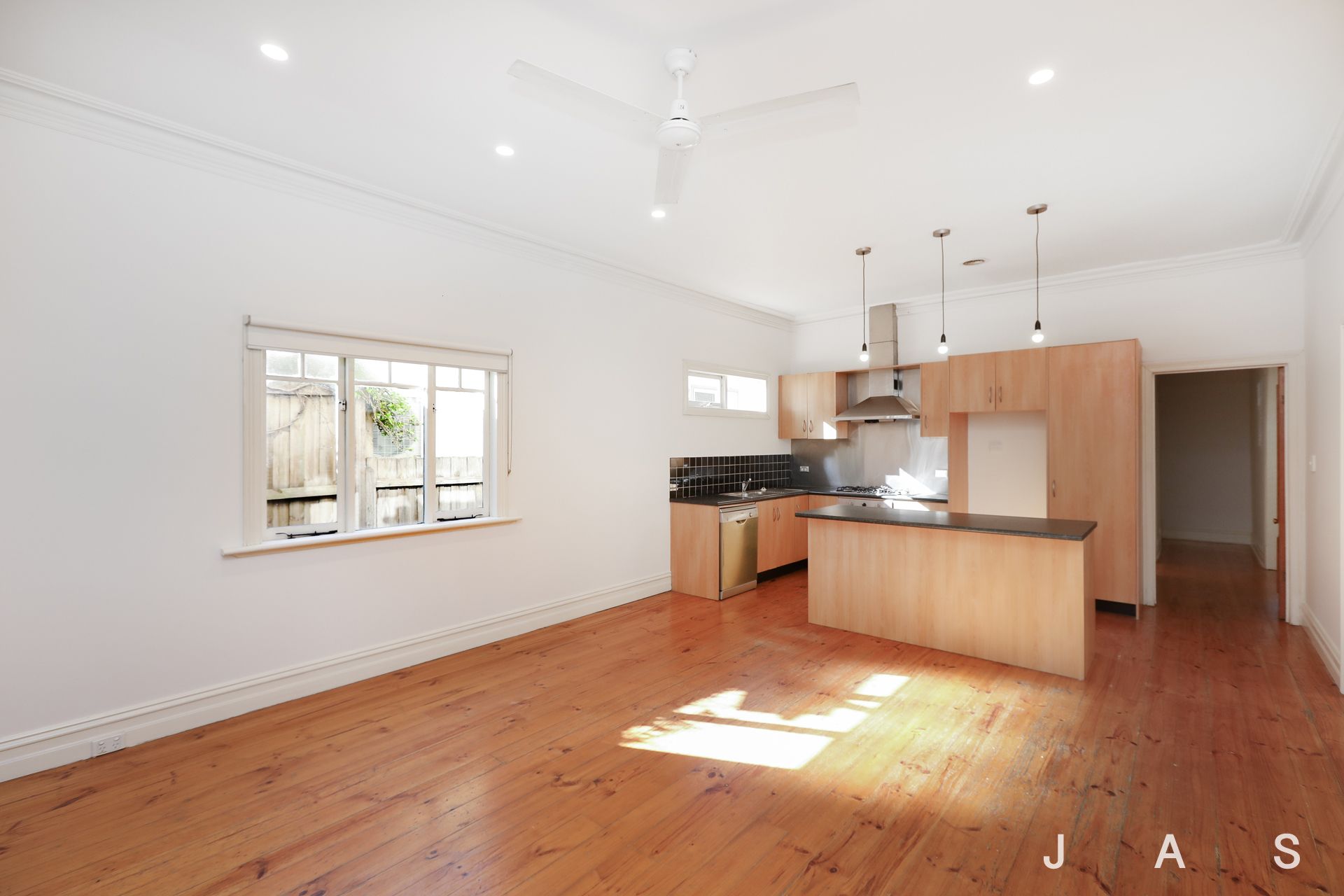 44 Cecil Street Yarraville VIC, Yarraville - Thumbnail 5