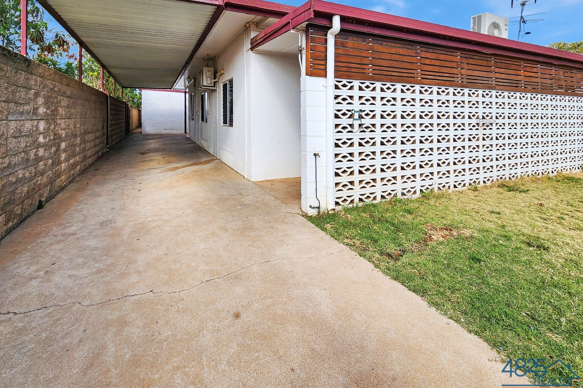 12 Dempsey Street Mount Isa QLD, Mount Isa City - Thumbnail 2