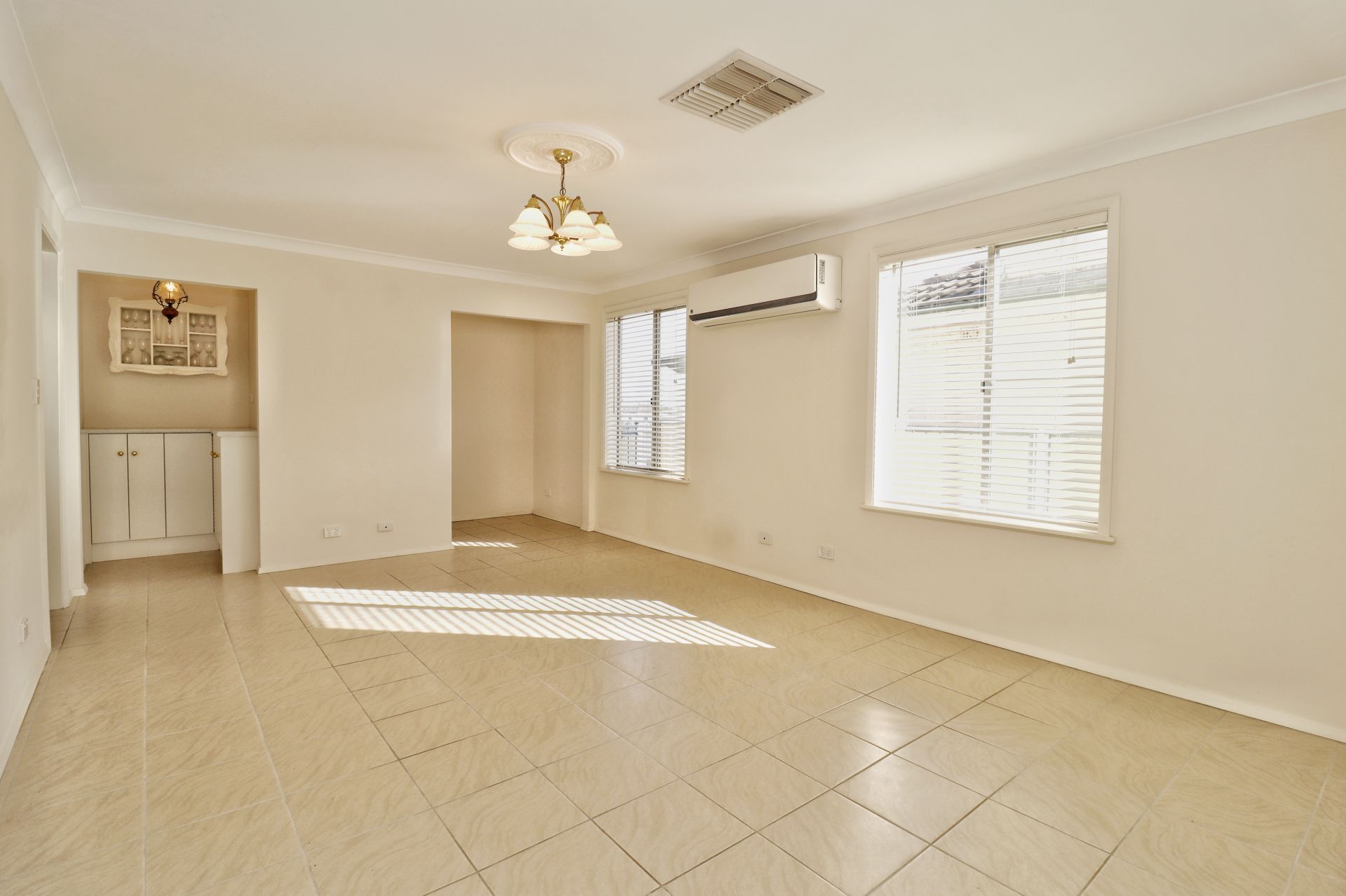 18 Waugoola Street, COWRA, Cowra - Thumbnail 6