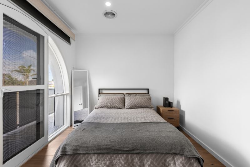 130 Hughes Parade, Reservoir