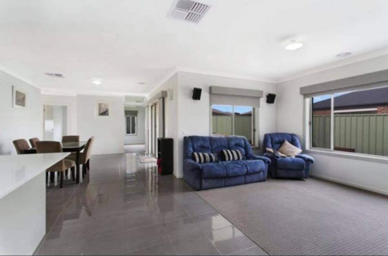 3 Cabernet Drive Maiden Gully VIC, Gully - Thumbnail 2