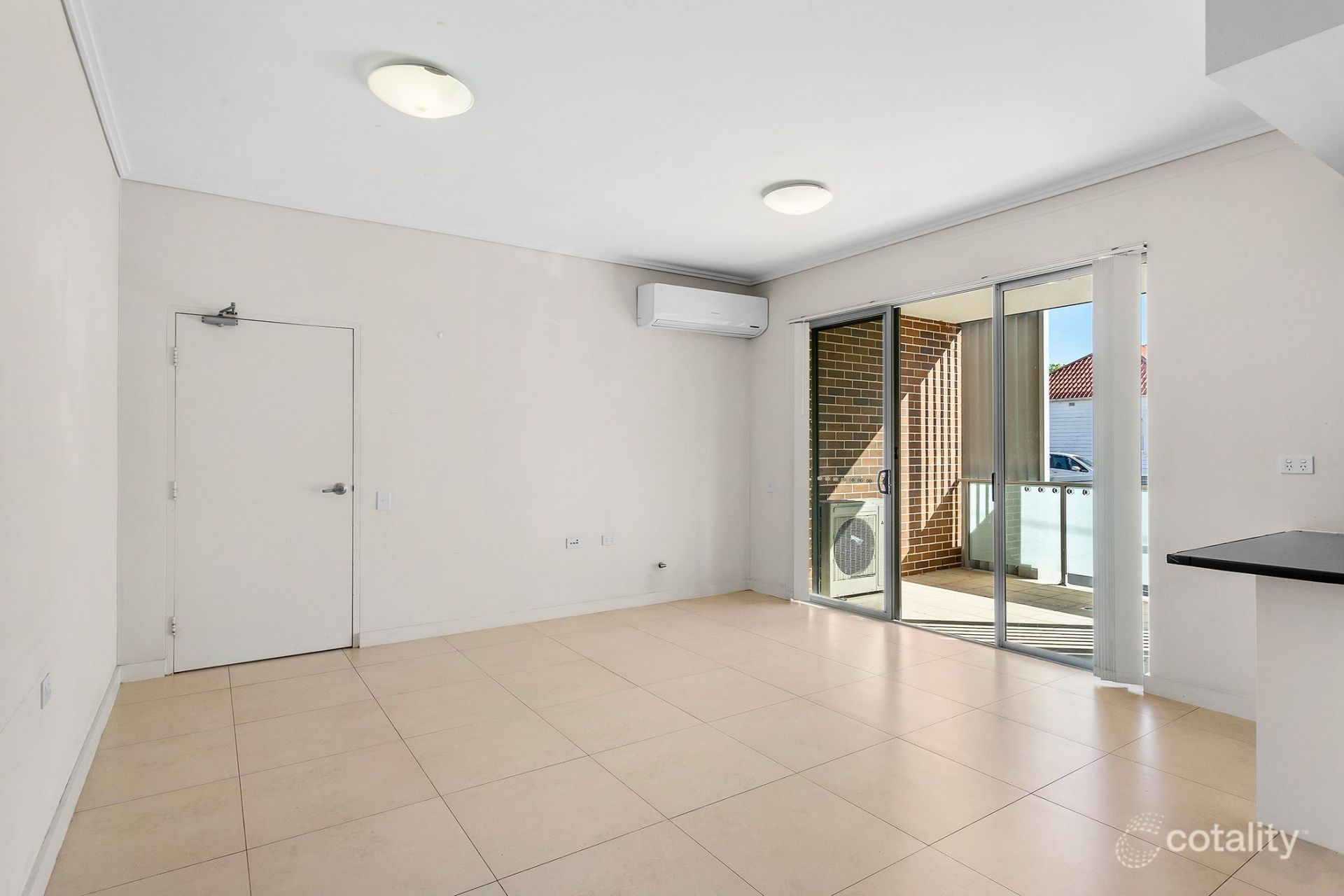 2/39 Railway Street, Wentworthville, Wentworthville - Thumbnail 2