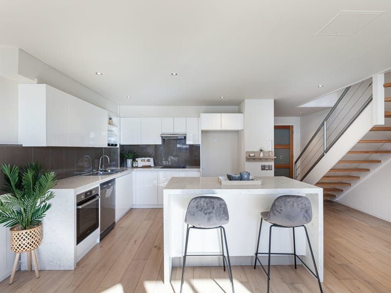42/27 Queens Road, Melbourne, Melbourne - Thumbnail 3