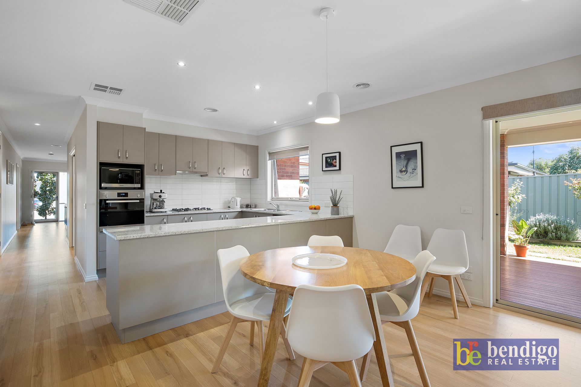 19 Lyndam Avenue Maiden Gully VIC, Gully - Thumbnail 4