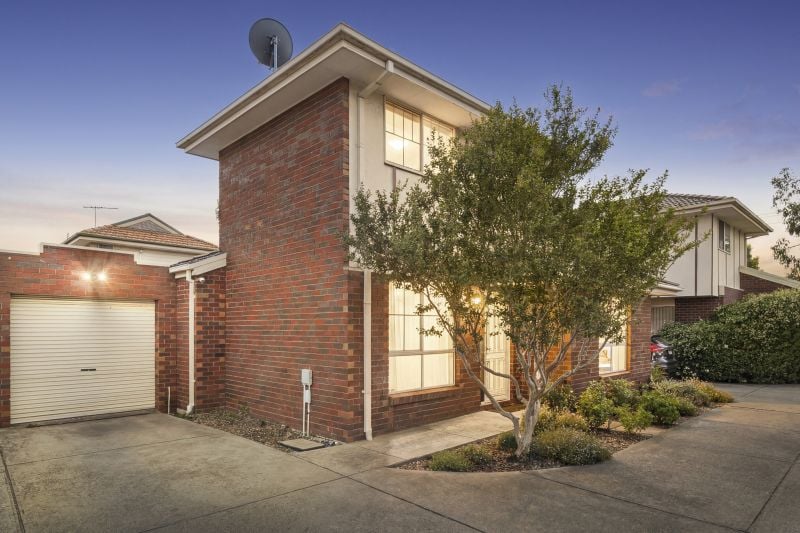 2/165-167 Dalton Road, Lalor