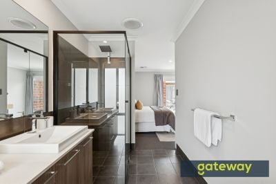 9 Joust Way, Brabham