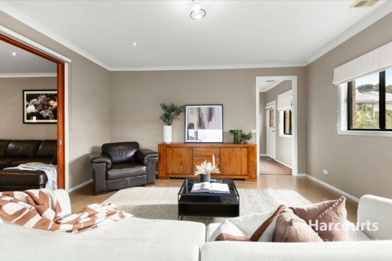 15 Clementson Drive, Caroline Springs