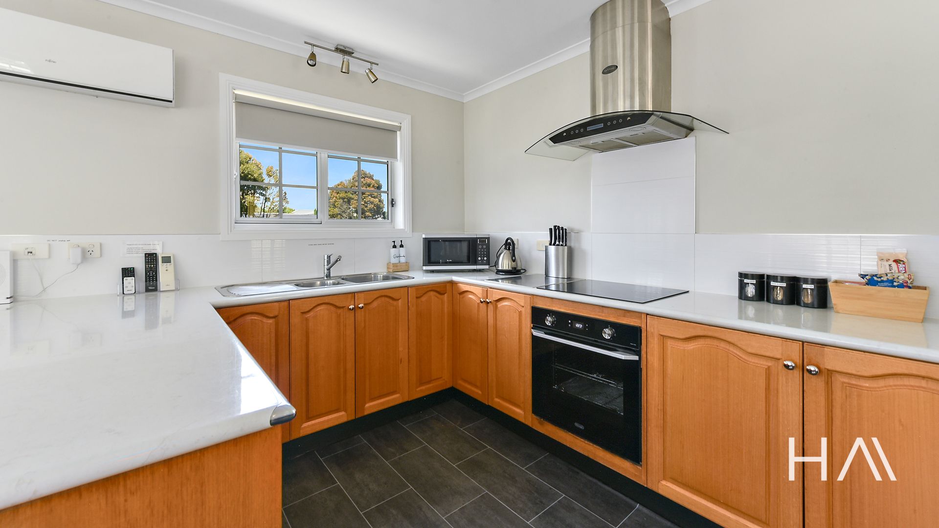1/32 Logan Road Evandale, Evandale - Thumbnail 6