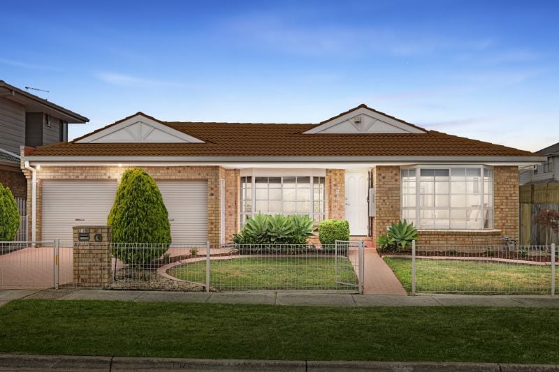 10 Gibbons Drive, Epping