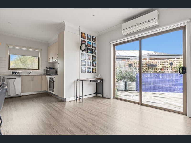 1/7 Rosamond Way, Epping, Epping - Thumbnail 2