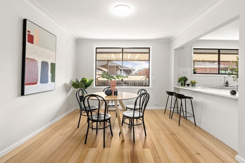 10 Brigette Court, Lalor