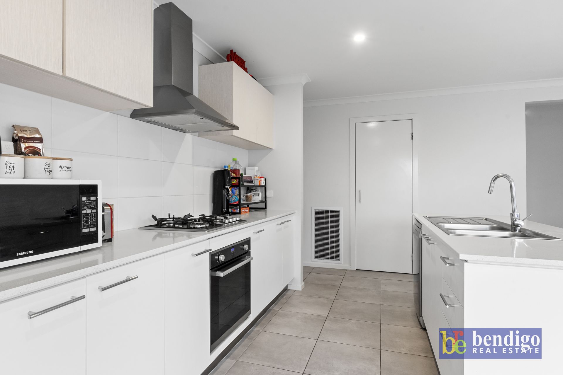 23 Terrapee Street Strathfieldsaye VIC, Strathfieldsaye - Thumbnail 4
