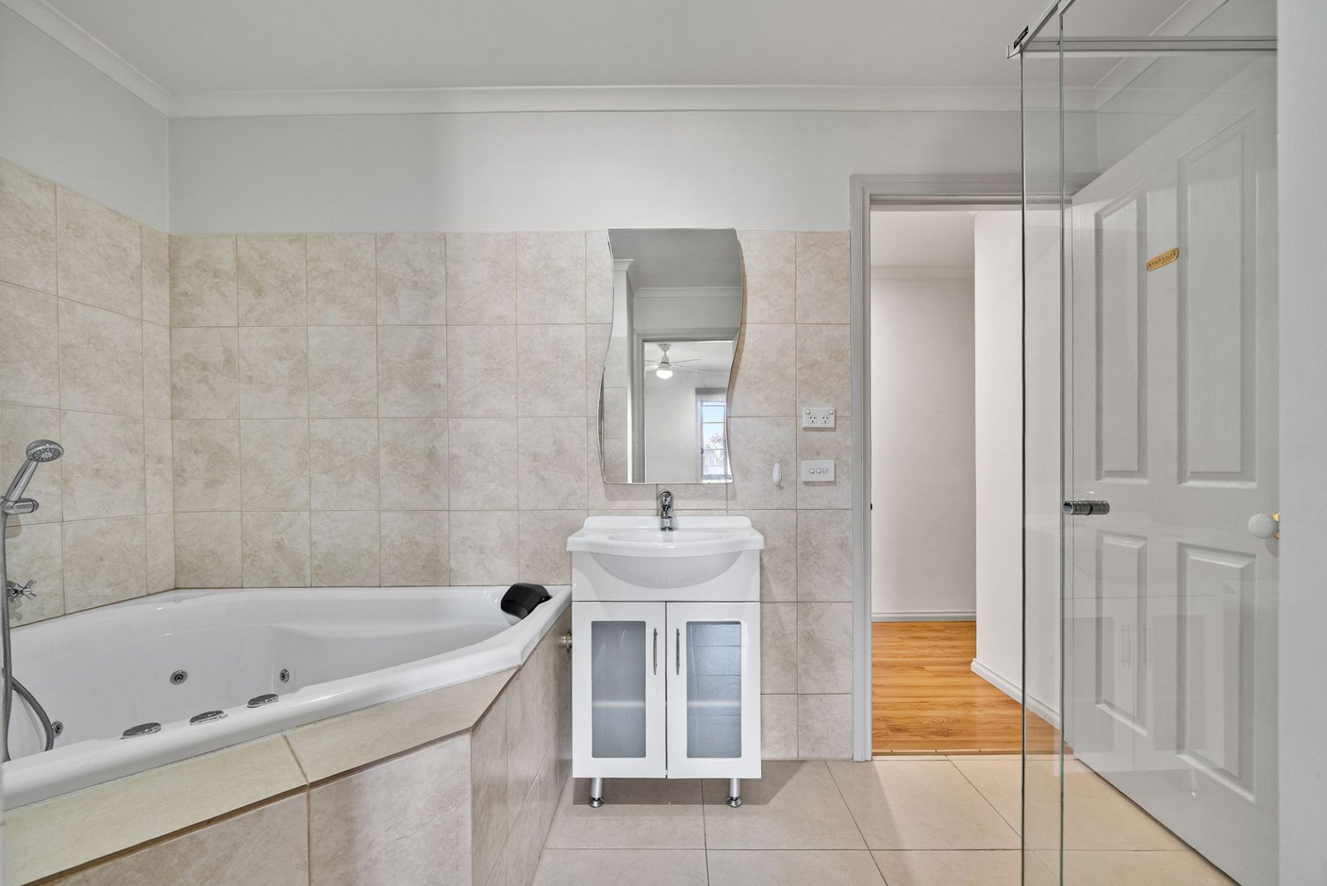 Big on Space, Low on Maintenance – The Perfect All-Rounder in Prime Mill Park!