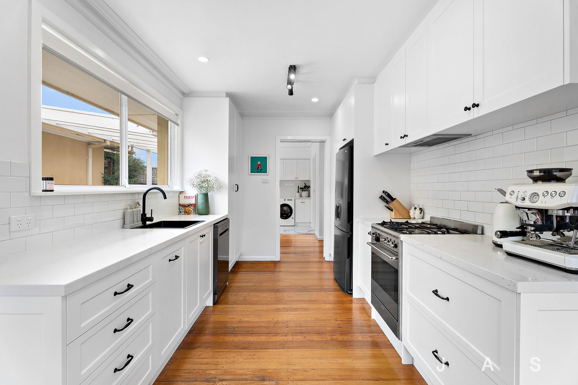 58 Arcade Way, Avondale Heights, Avondale Heights - Thumbnail 3